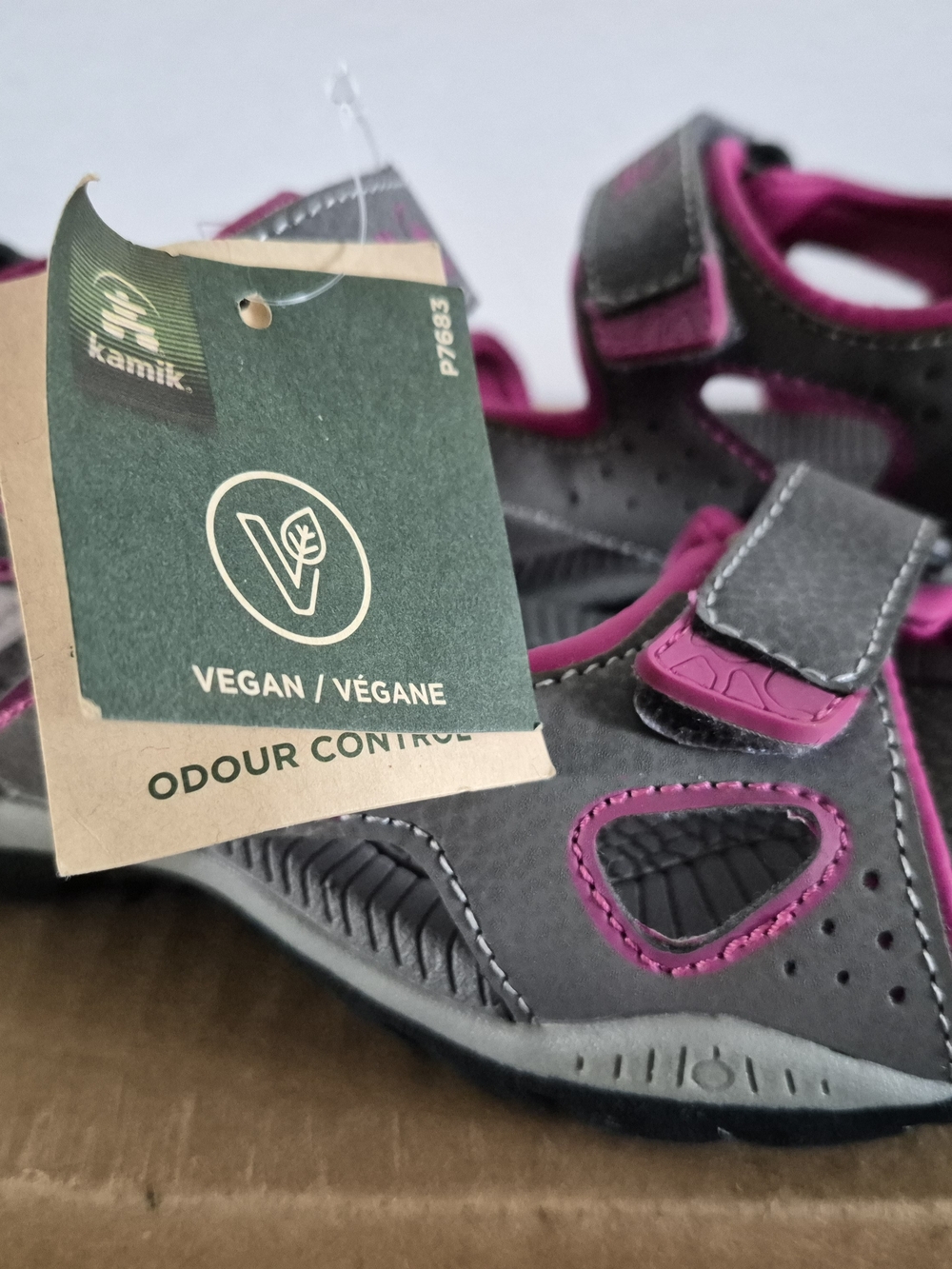 Kamik Grey + Magenta Vegan Sport Sandals Kids Sz 1